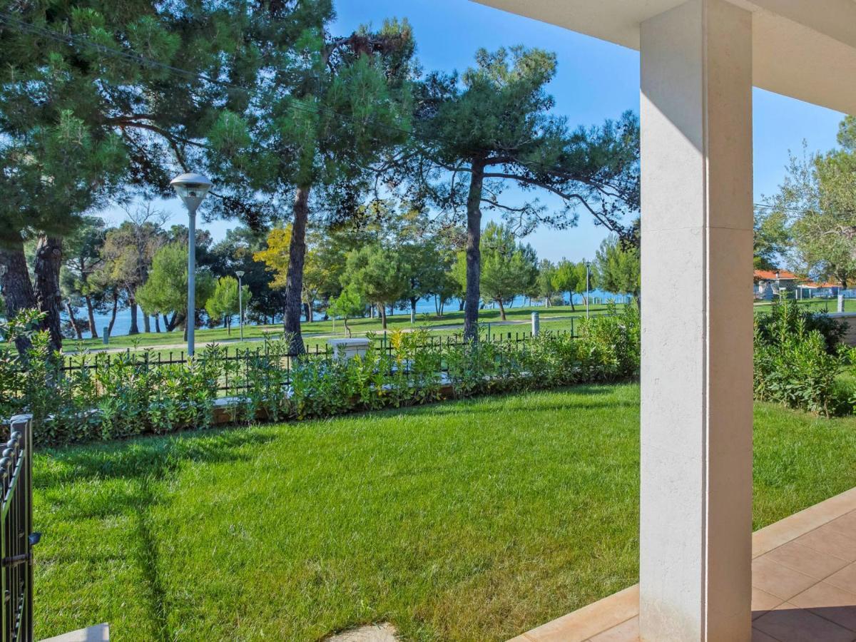 Holiday Home Villa Beach Front By Interhome 사부드리자 외부 사진