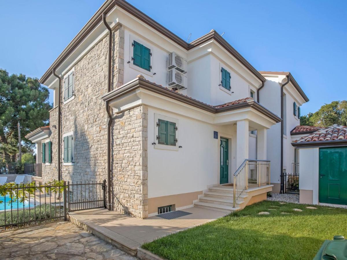 Holiday Home Villa Beach Front By Interhome 사부드리자 외부 사진