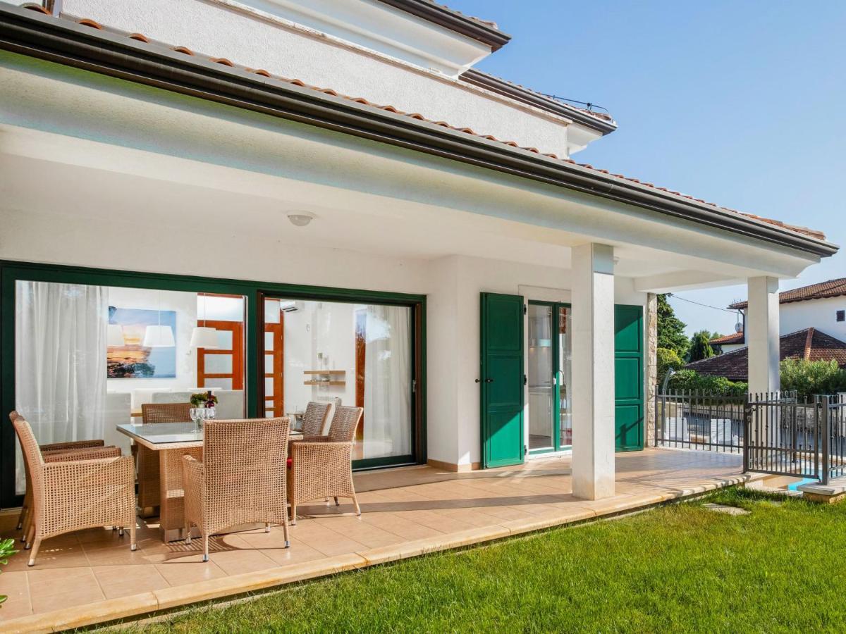 Holiday Home Villa Beach Front By Interhome 사부드리자 외부 사진