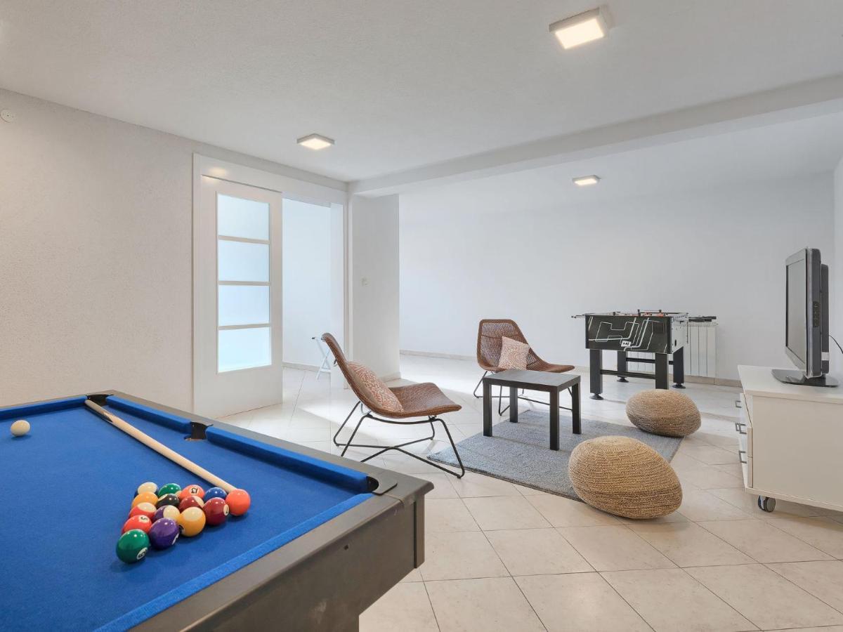Holiday Home Villa Beach Front By Interhome 사부드리자 외부 사진
